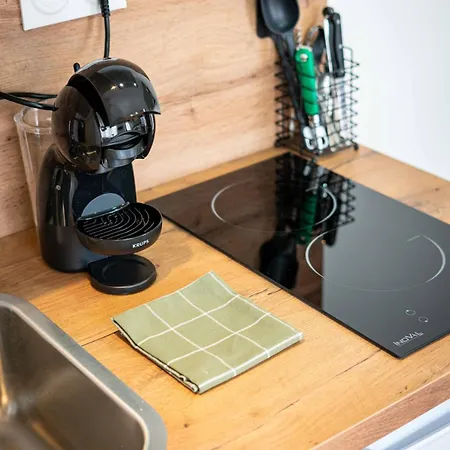 Laurier Renove Wifi Acces Autonome Apartment